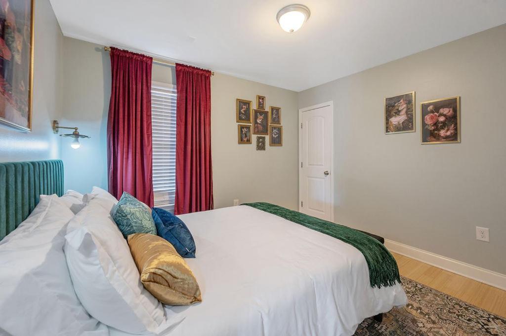 New Victorian Theme, 3Br, Lrg Backyard Close To Pnc Arena, Downtown, And Rdu Airport RaleighRaleigh  Kültér fotó