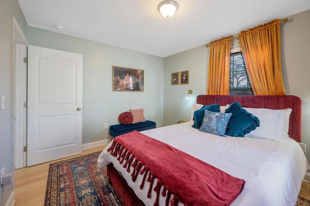 New Victorian Theme, 3Br, Lrg Backyard Close To Pnc Arena, Downtown, And Rdu Airport RaleighRaleigh  Kültér fotó