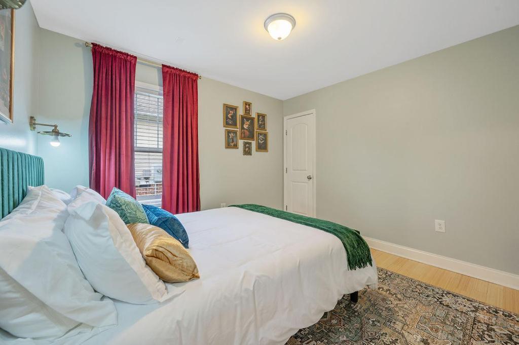 New Victorian Theme, 3Br, Lrg Backyard Close To Pnc Arena, Downtown, And Rdu Airport RaleighRaleigh  Kültér fotó