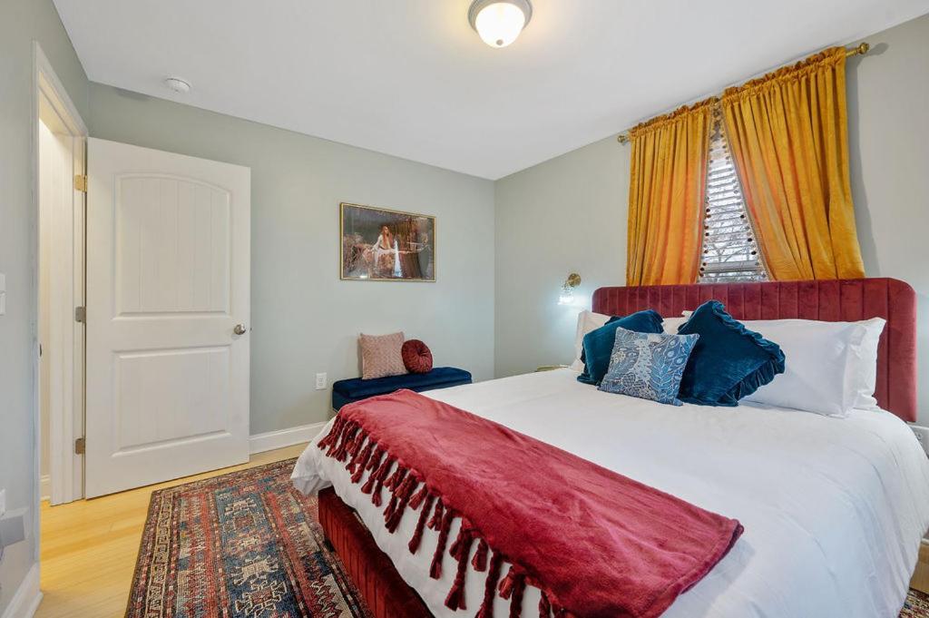 New Victorian Theme, 3Br, Lrg Backyard Close To Pnc Arena, Downtown, And Rdu Airport RaleighRaleigh  Kültér fotó