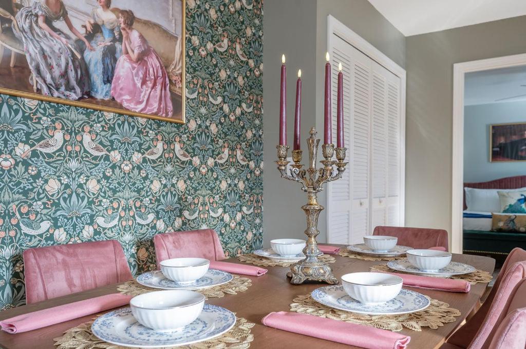 New Victorian Theme, 3Br, Lrg Backyard Close To Pnc Arena, Downtown, And Rdu Airport RaleighRaleigh  Kültér fotó